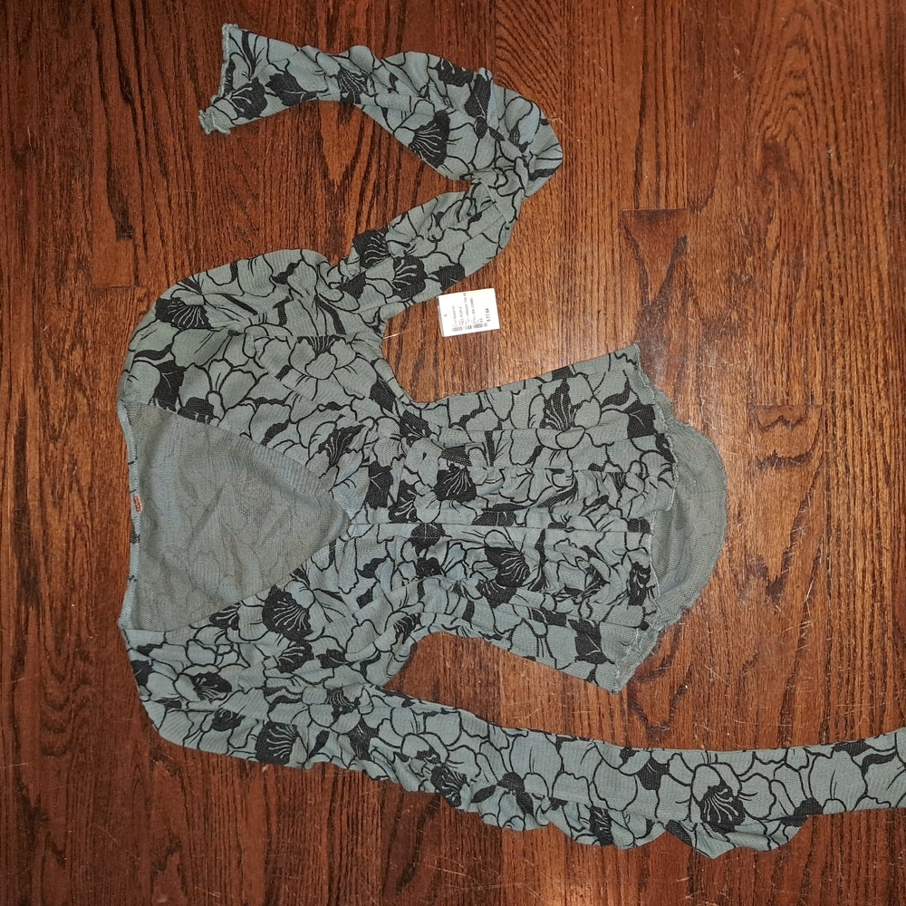 Floral Long Sleeve Wrap Top